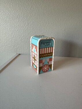 Disney NWT It's a Small World Trash Can Salt Shaker